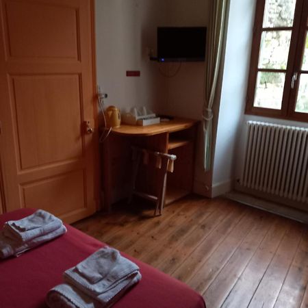 Chambre D'Hotes La Tour De Brazalem Nérac エクステリア 写真