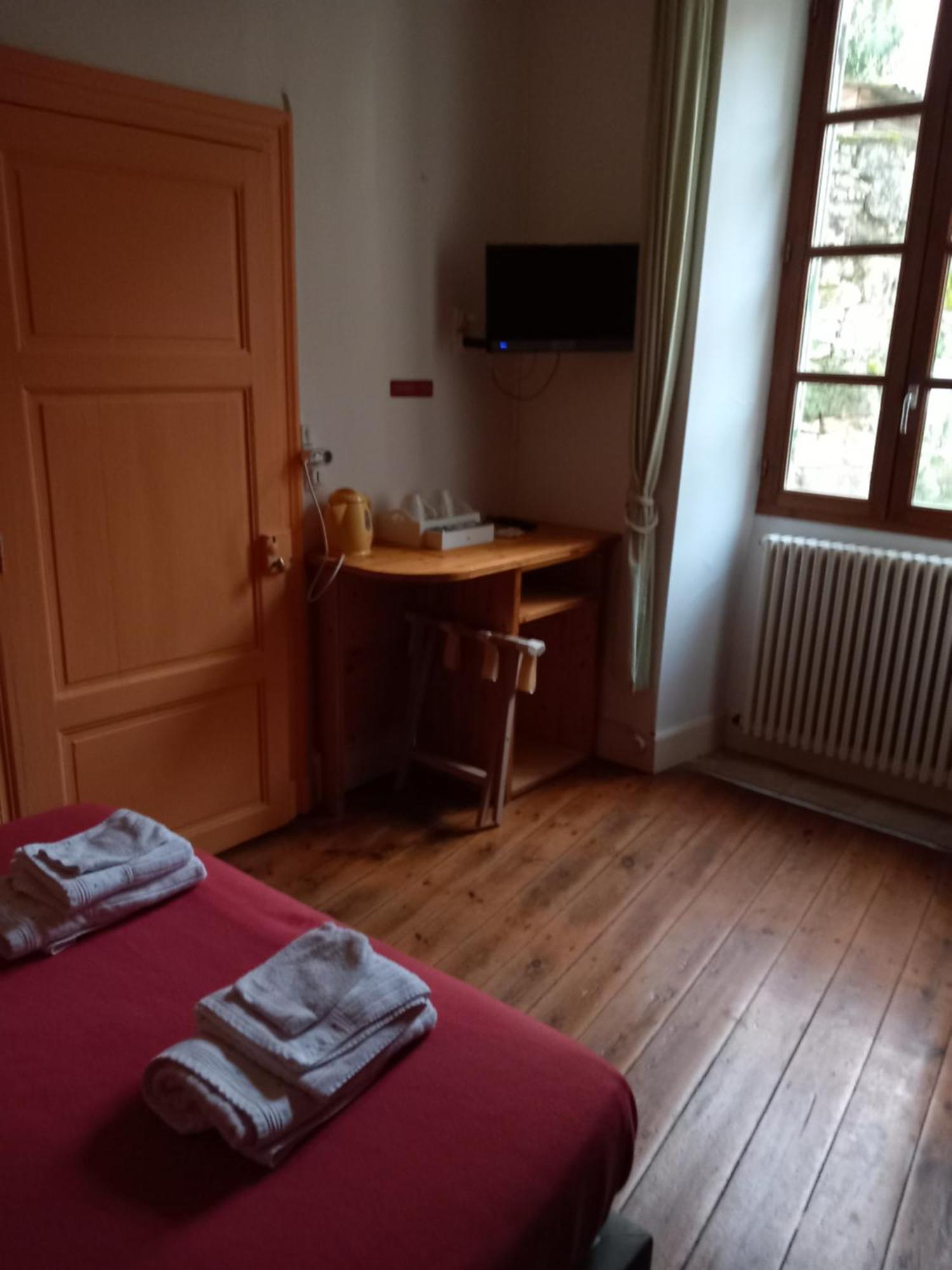 Chambre D'Hotes La Tour De Brazalem Nérac エクステリア 写真
