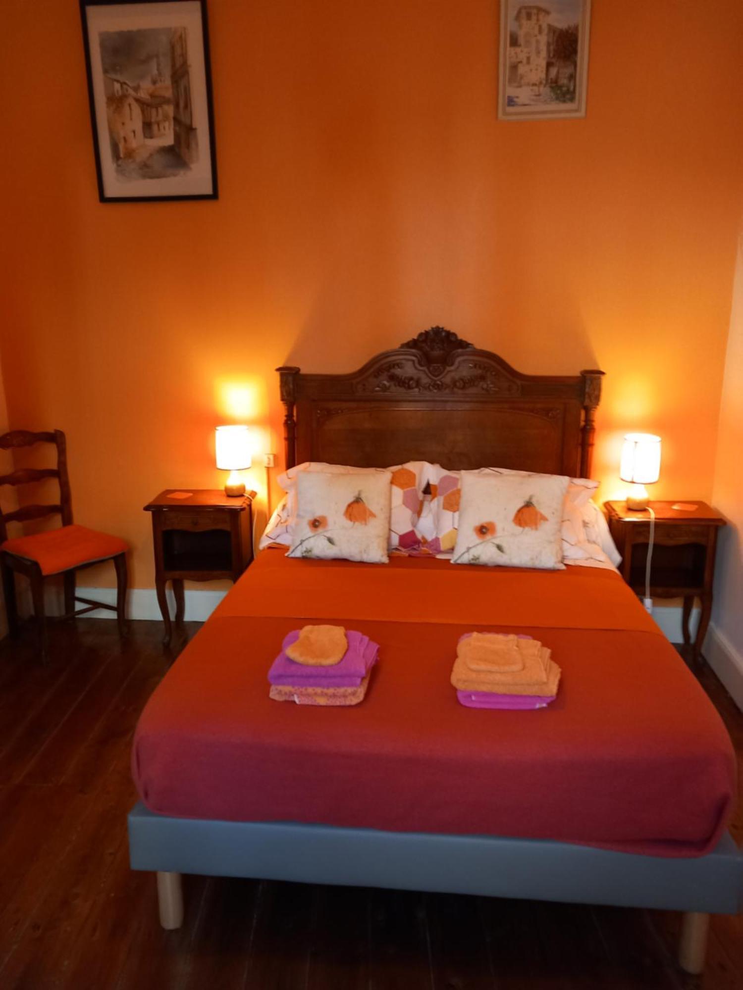 Chambre D'Hotes La Tour De Brazalem Nérac エクステリア 写真